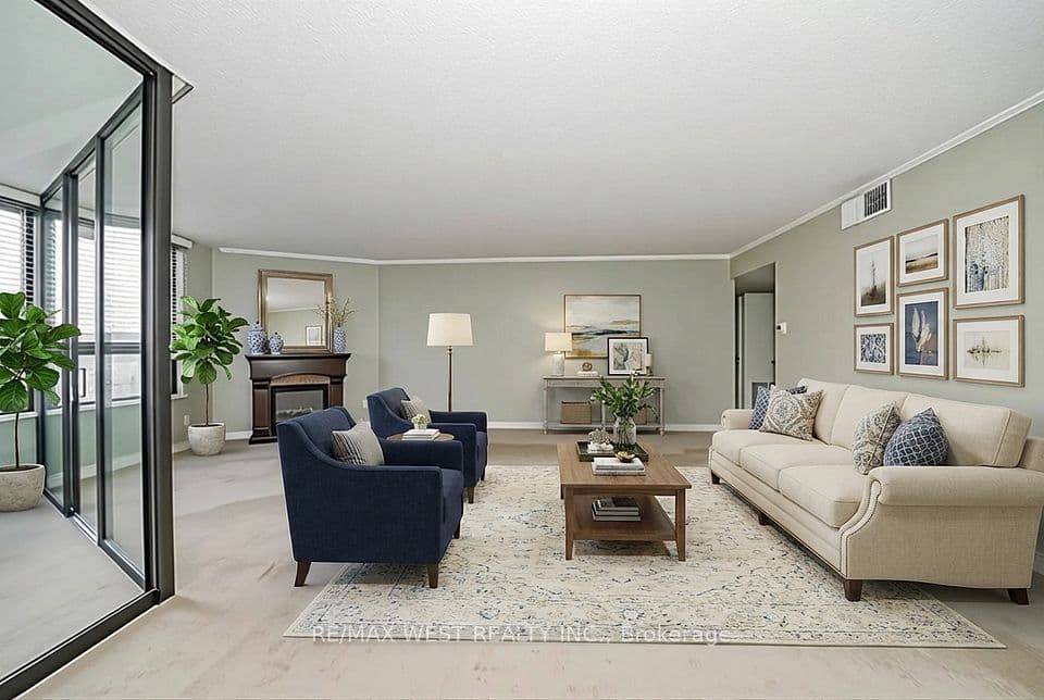 1300 Bloor Street 1709, Mississauga, ON L4Y 3Z2 – photo 3