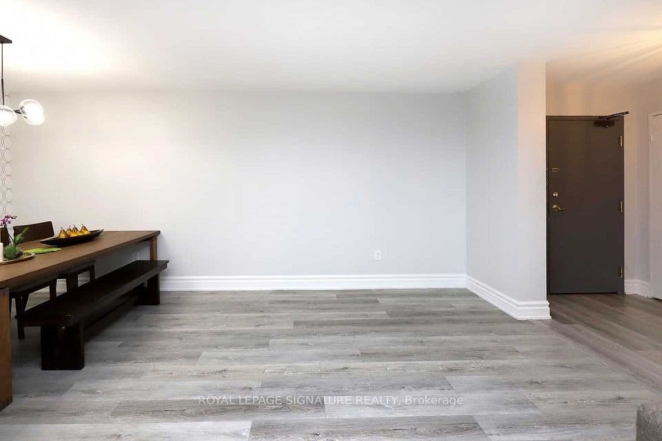 100 County Court Boulevard 1101, Brampton, ON L6W 3X1 – photo 3