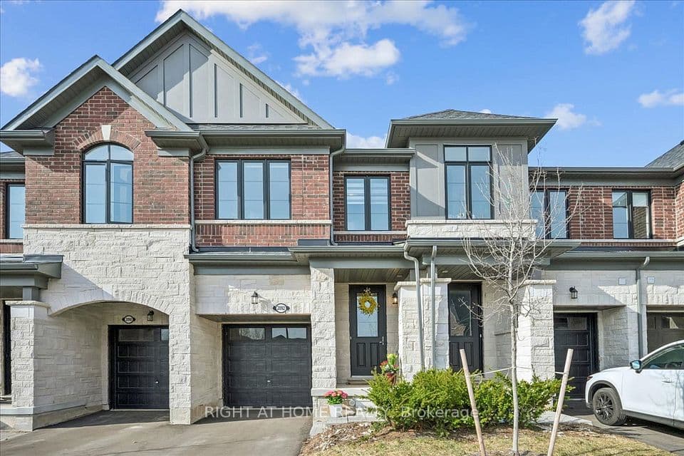 2092 Ellerston Common, Burlington, ON L7P 0V6 – photo 2