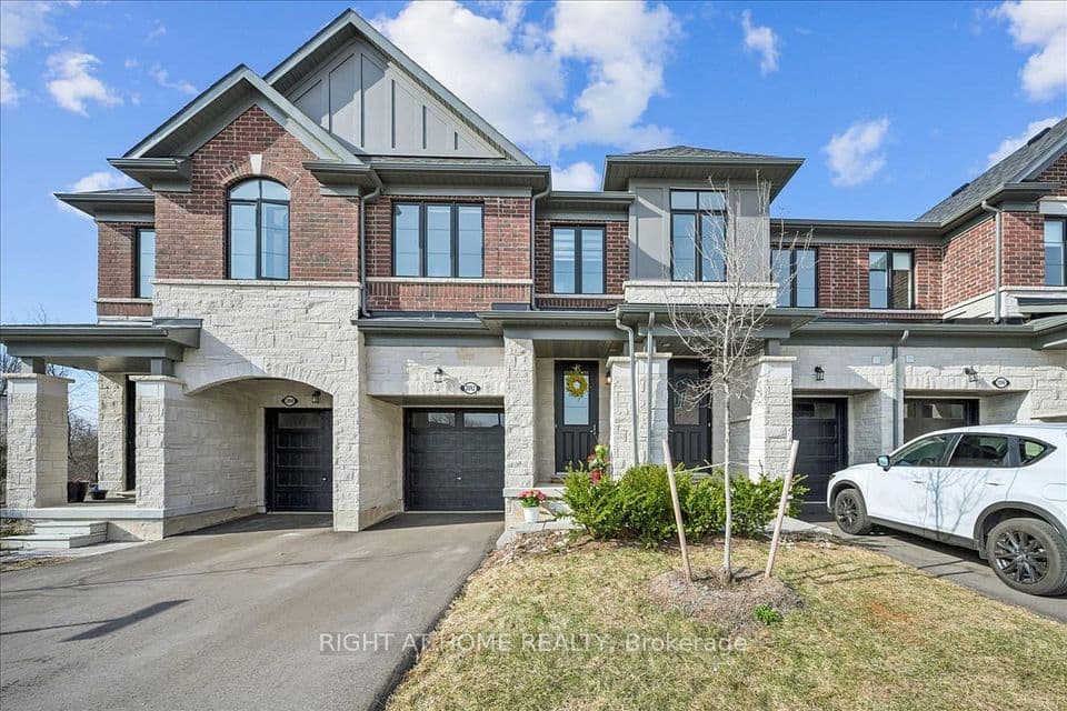 2092 Ellerston Common, Burlington, ON L7P 0V6 – main photo