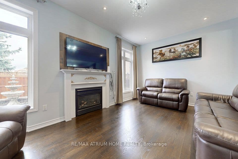 5430 Oscar Peterson Boulevard, Mississauga, ON L5M 0B6 – photo 3
