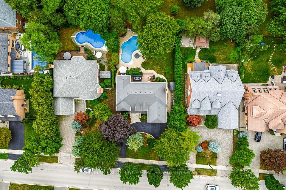 2446 Hammond Road, Mississauga, ON L5K 1T2 – main photo