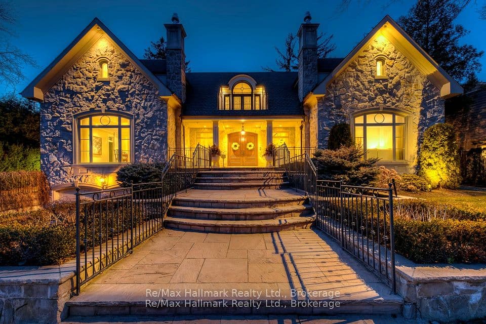 138 DIANNE Avenue, Oakville, ON L6J 4G9 – photo 3