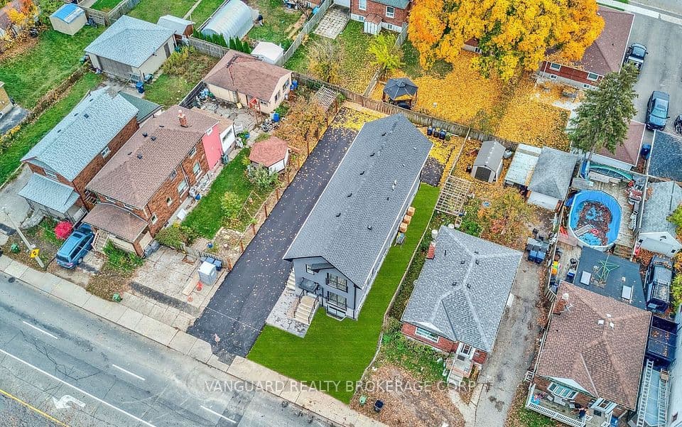1937 Lawrence Avenue W, Toronto, ON M9N 1G8 – photo 2