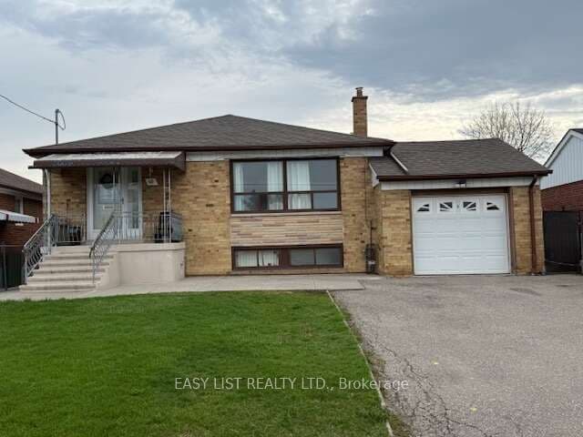 49 Blaydon Avenue, Toronto, ON M3M 2E3 – main photo
