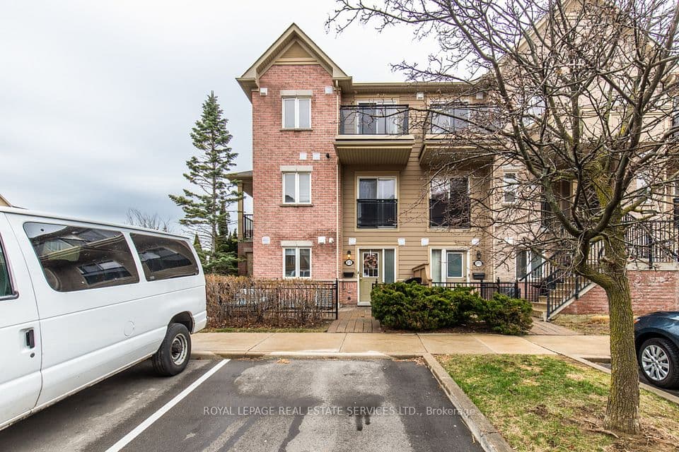 4975 Southampton Drive 272, Mississauga, ON L5M 8C8 – photo 2
