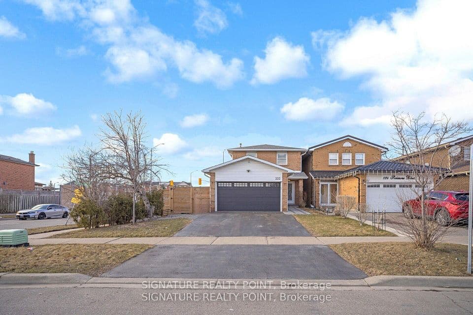 222 Simmons Boulevard, Brampton, ON L6V 3Y1 – main photo