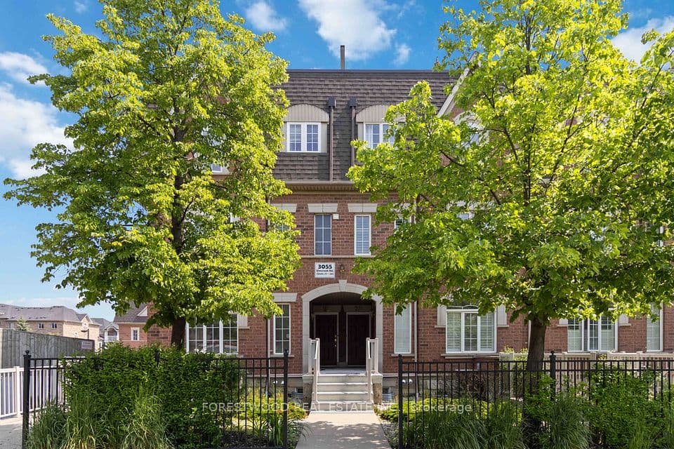 3055 Elmcreek Road 19, Mississauga, ON L5B 4J9 – main photo