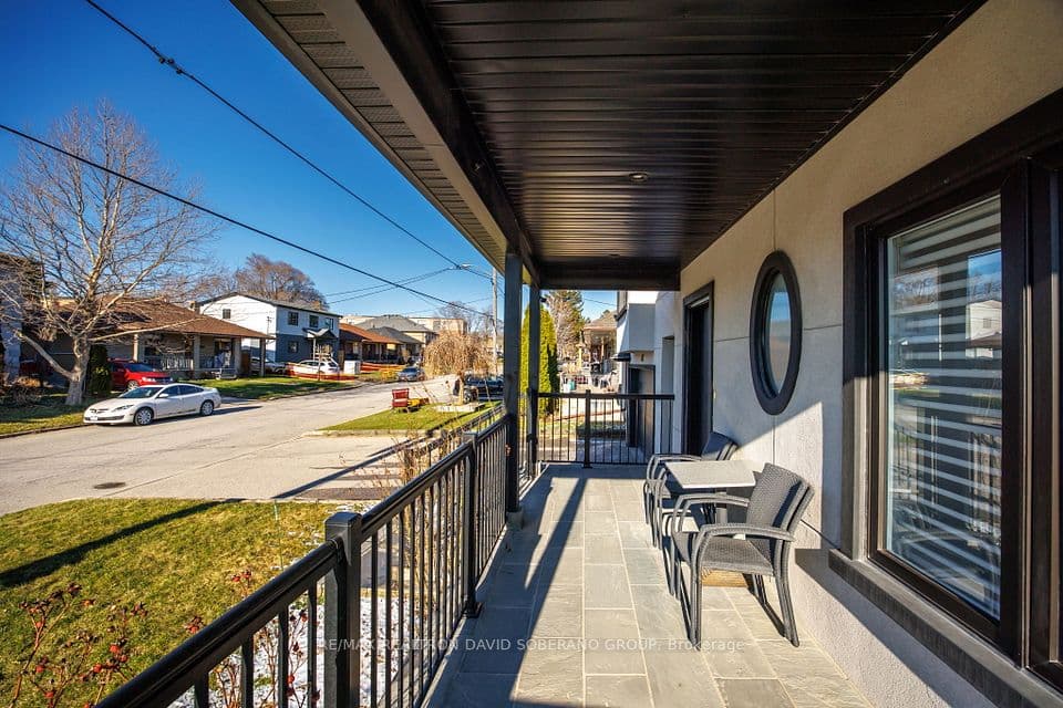 105 Winston Park Boulevard, Toronto, ON M3K 1C4 – photo 3