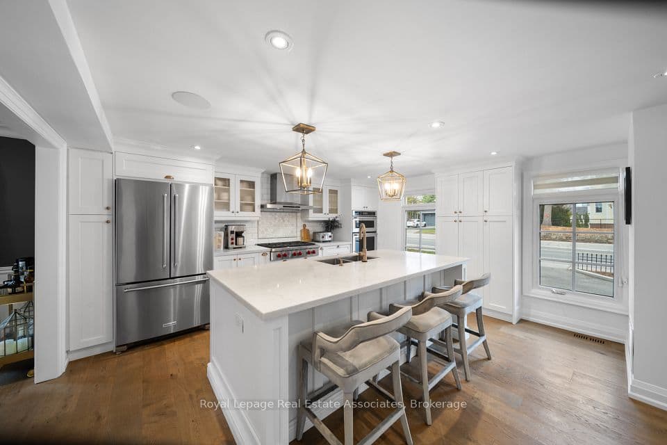 36 Mississauga Road N, Mississauga, ON L5H 2H6 – photo 3