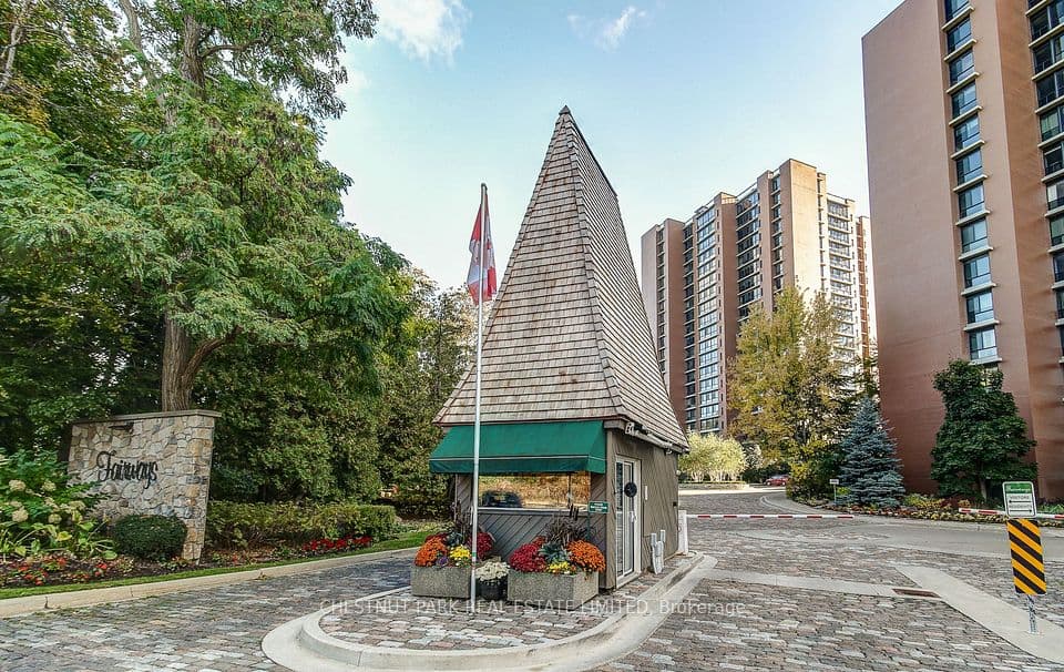 1400 Dixie Road 812, Mississauga, ON L5E 3E1 – main photo