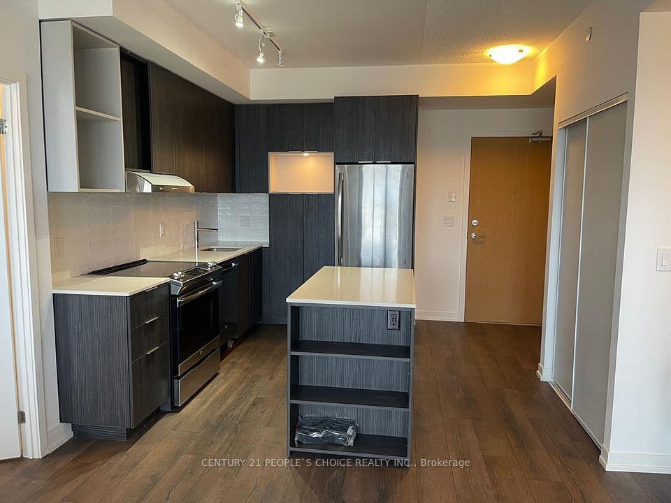 2520 Eglinton Avenue W 810, Mississauga, ON L5M 0Y4 – photo 3