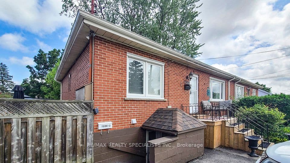 1306-08 Leighland Road, Burlington, ON L7R 3S5 – photo 2