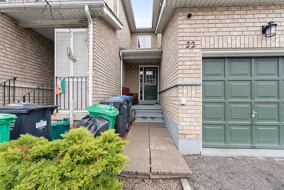 7115 Rexwood Road 22, Mississauga, ON L4T 4L3 – photo 2