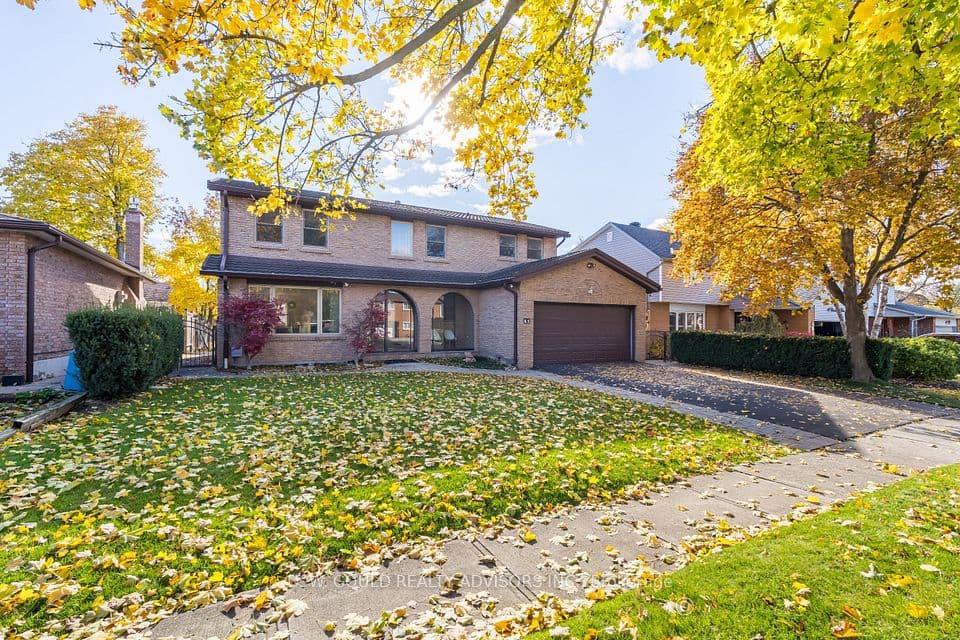 41 Cleaveholm Drive, Halton Hills, ON L7G 3E3 – photo 2