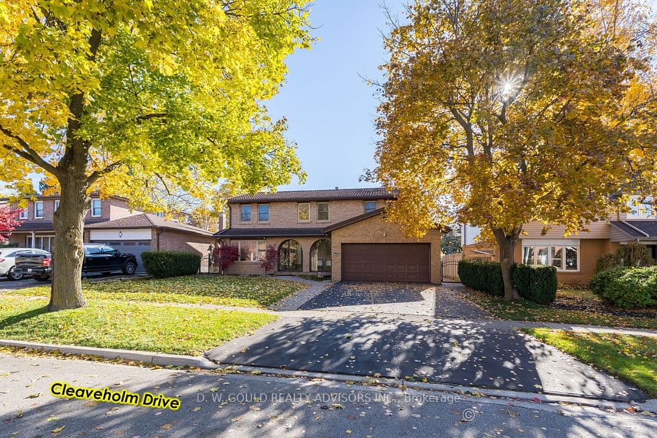 41 Cleaveholm Drive, Halton Hills, ON L7G 3E3 – main photo