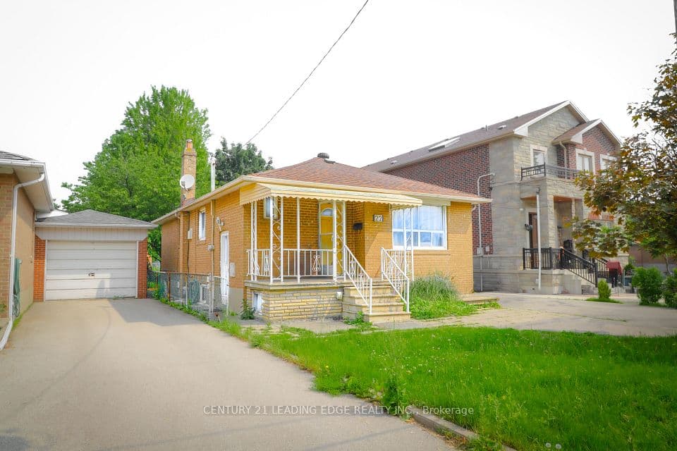 22 Katherine Road, Toronto, ON M3K 1H9 – photo 3