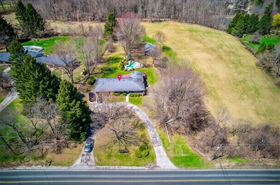 1215 Britannia Road, Burlington, ON L7P 0E7 – main photo