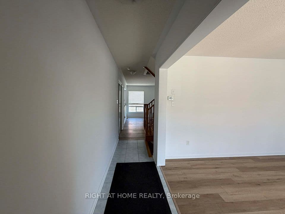 677 Irving Terrace, Milton, ON L9T 6H6 – photo 2