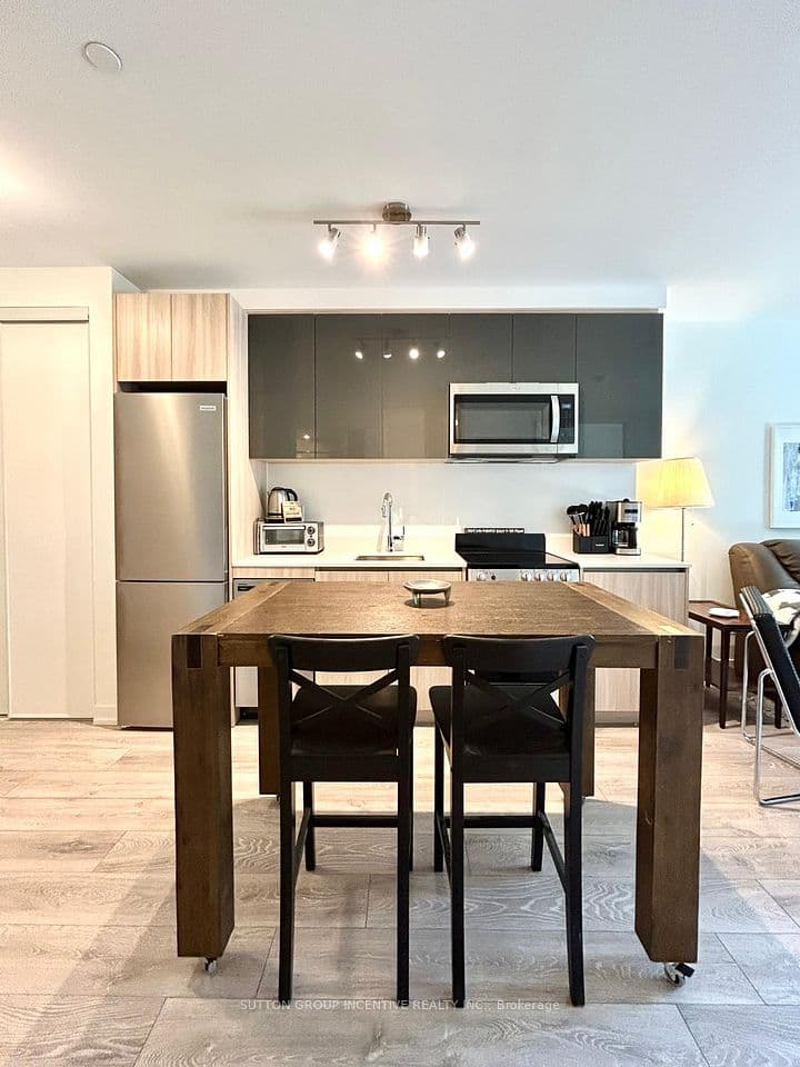 11 Maryport Avenue 126, Toronto, ON M3M 0E2 – photo 2