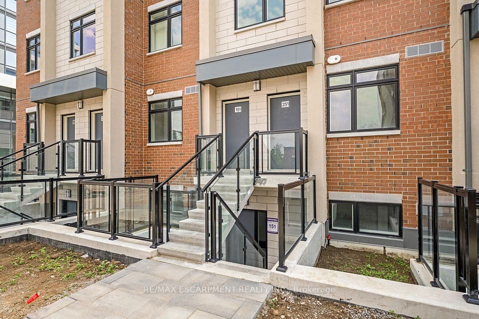 1075 Douglas McCurdy Common 251, Mississauga, ON L5G 0C6 – photo 3