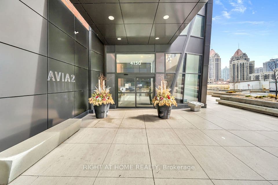 4130 Parkside Village Drive 3504, Mississauga, ON L5B 0L7 – photo 2