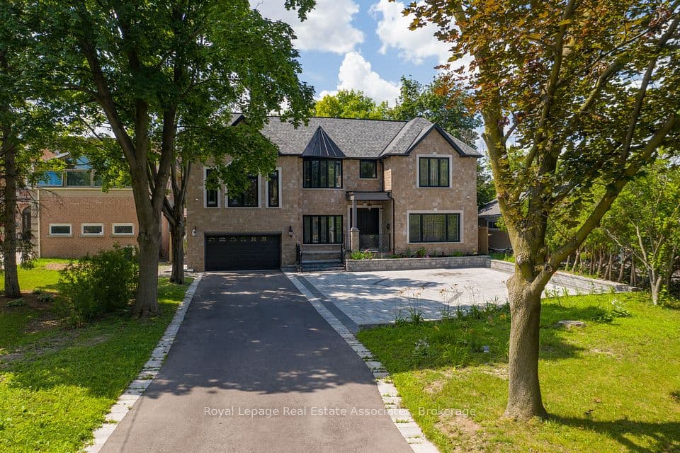 96 Elmcrest Road, Toronto, ON M9C 3R9 – photo 3