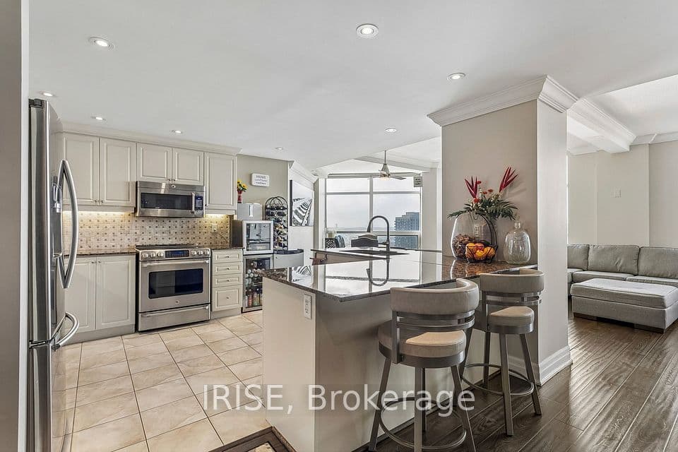9 George Street PH01, Brampton, ON L6Y 0T6 – main photo