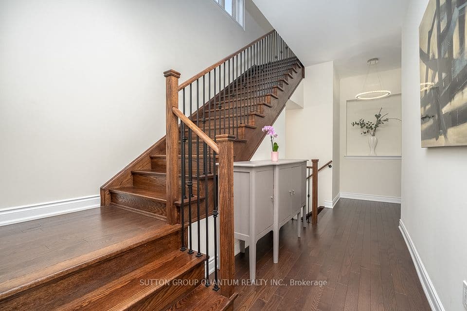58 William Crawley Way, Oakville, ON L6H 0Y8 – photo 3