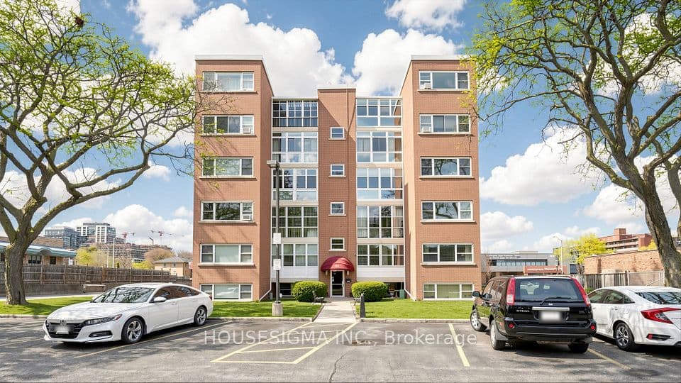 824 Brant Street 9, Burlington, ON L7R 2J5 – main photo