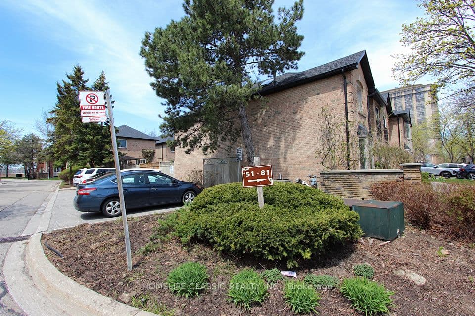 4635 Regents Terrace 51, Mississauga, ON L5R 1W8 – photo 2