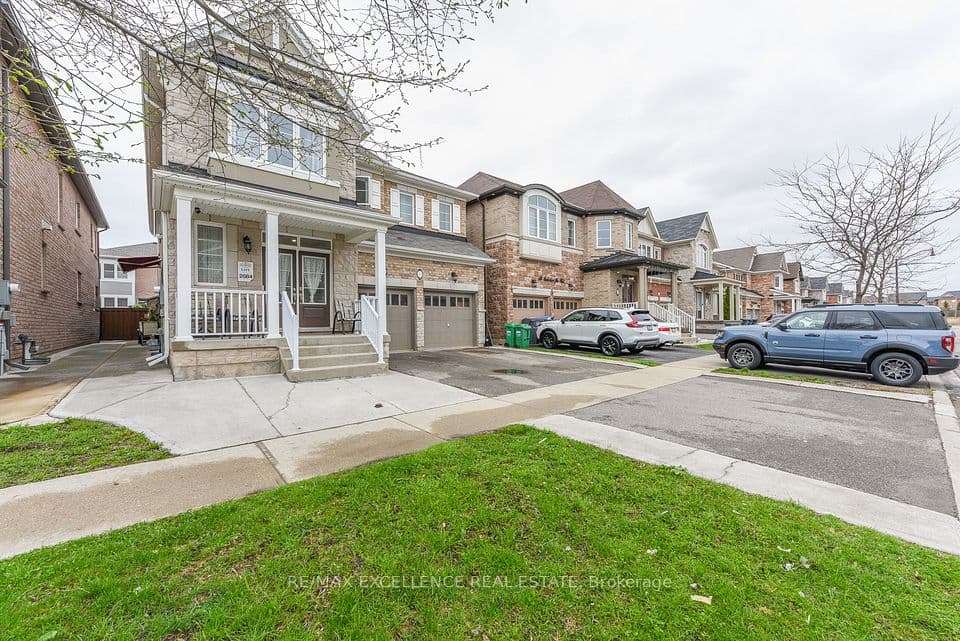 40 Victoriaville Road, Brampton, ON L6X 0Y9 – photo 2