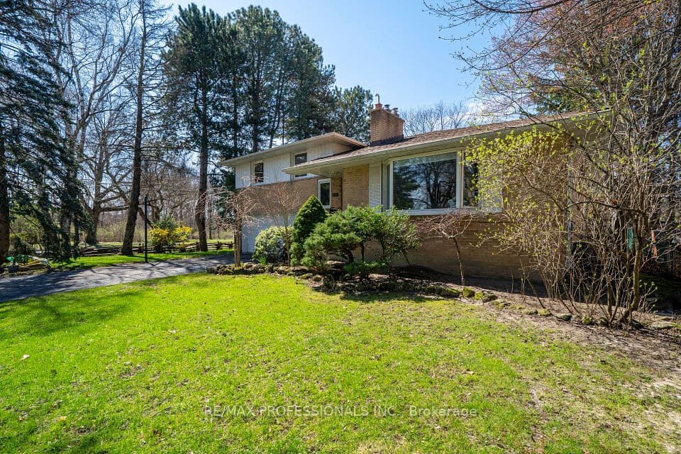 508 Vanessa Crescent, Mississauga, ON L5H 2N3 – photo 3
