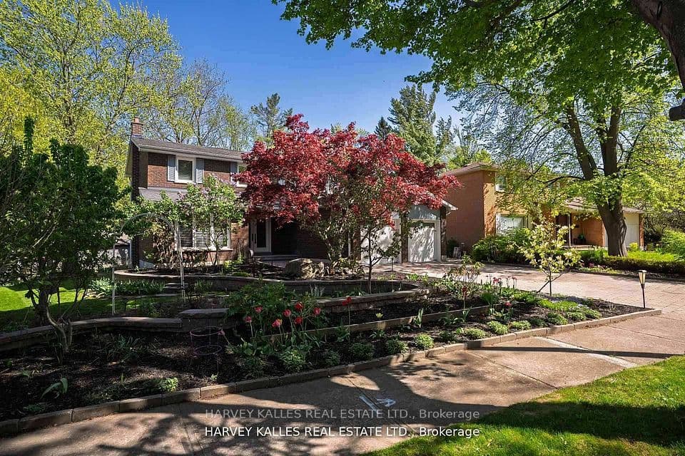 1268 Cermel Drive W, Mississauga, ON L5H 3V4 – photo 2
