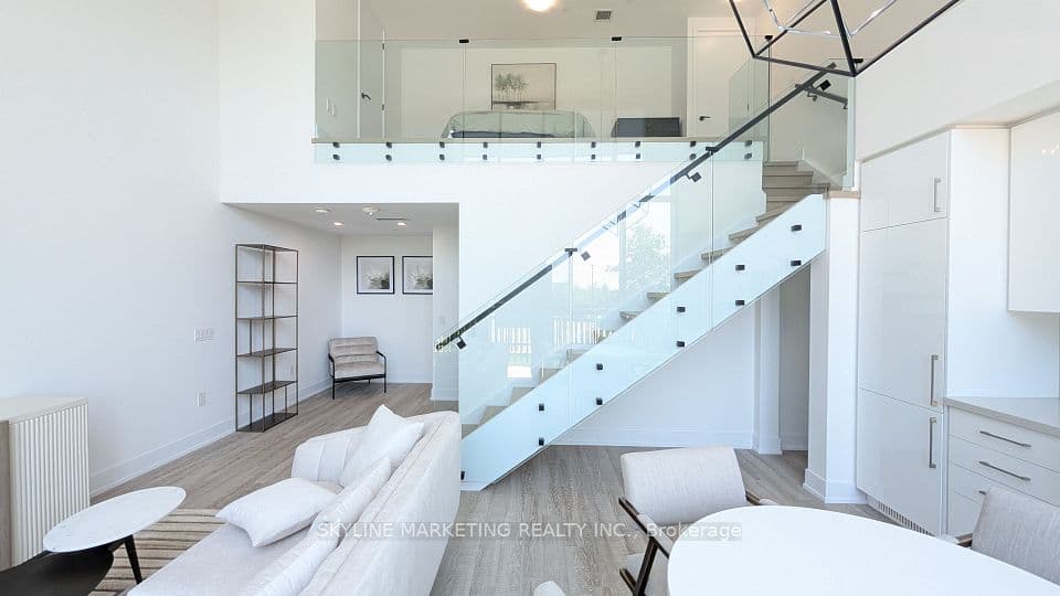 2450 Old Bronte Road 102, Oakville, ON L6M 5P6 – photo 2