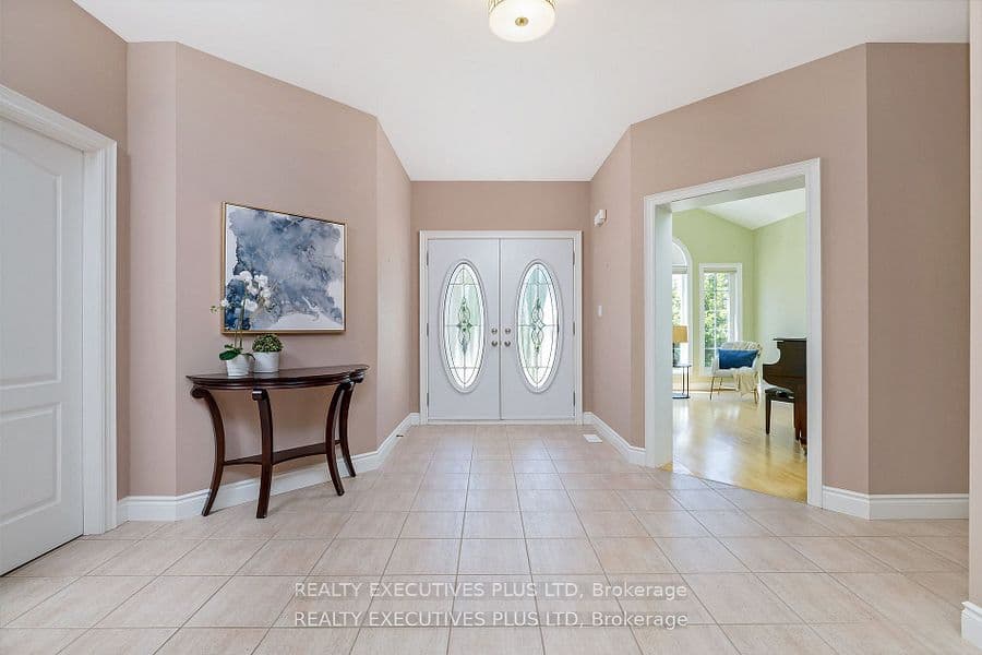2547 Morrison Avenue, Mississauga, ON L5C 3J6 – photo 3