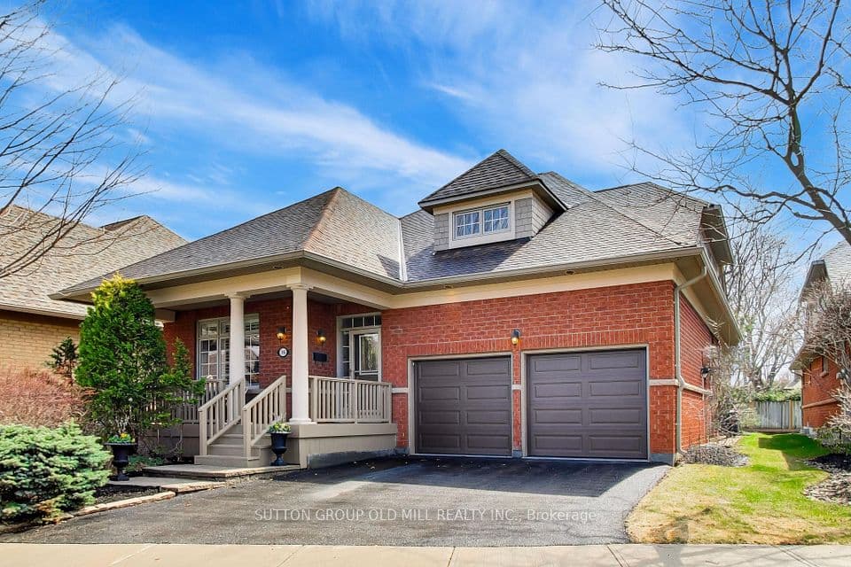 2175 Stavebank Road 16, Mississauga, ON L5C 1T3 – main photo