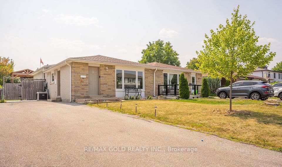 51 Davenport Crescent, Brampton, ON L6T 3L5 – main photo