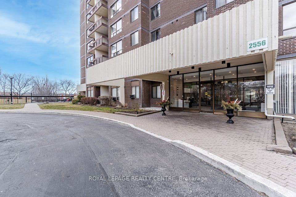 2556 Argyle Road 1201, Mississauga, ON L5B 2H6 – photo 2