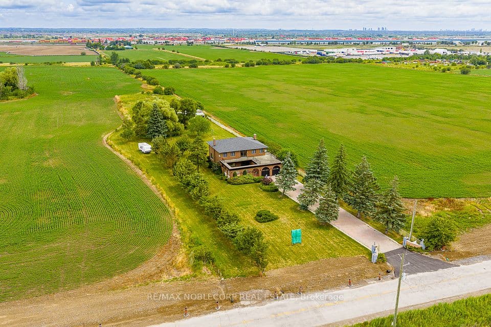 10201 Clarkway Drive, Brampton, ON L6P 0W3 – photo 3