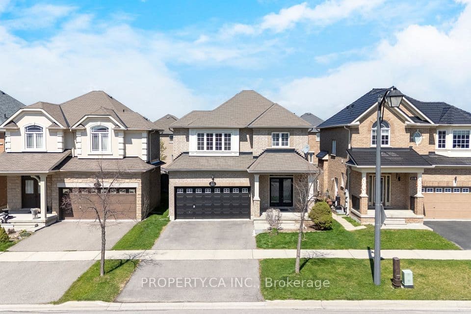 211 Mclaughlin Avenue, Milton, ON L9T 7P4 – main photo