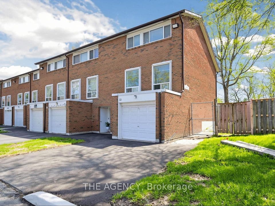 1559 Albion Road #33, Toronto, ON M9V 1B2 – photo 2