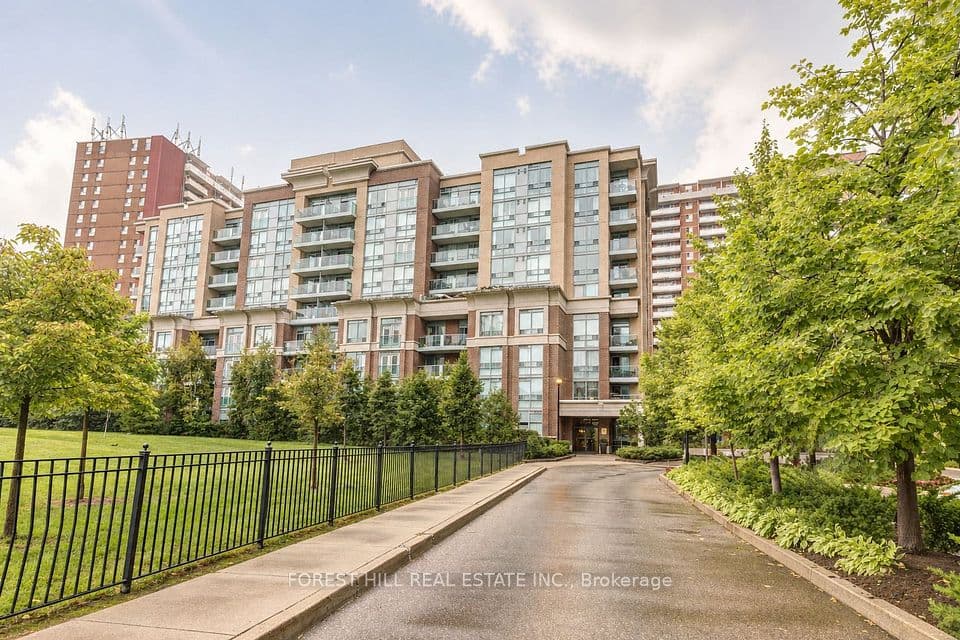 17 Michael Power Place 709, Toronto, ON M9A 5G5 – main photo