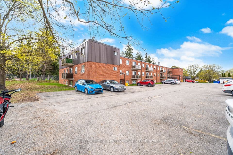 24 Ransom Street 205, Halton Hills, ON L7J 1S3 – photo 2