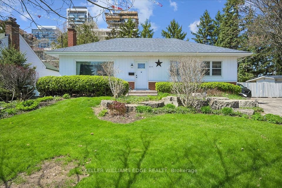 2117 Edinburgh Drive, Burlington, ON L7R 2C8 – photo 2