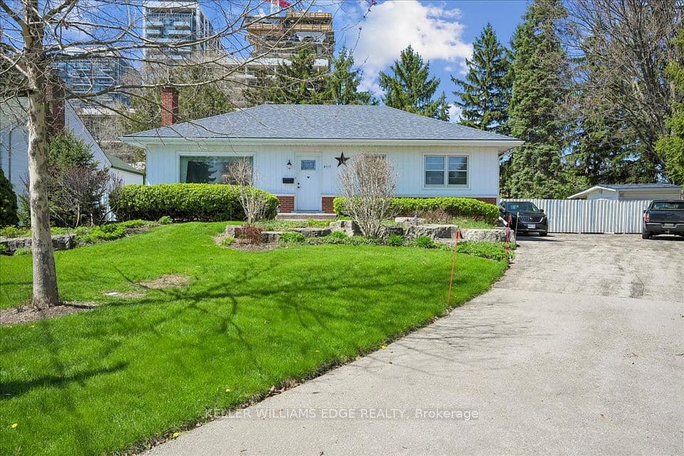 2117 Edinburgh Drive, Burlington, ON L7R 2C8 – photo 3