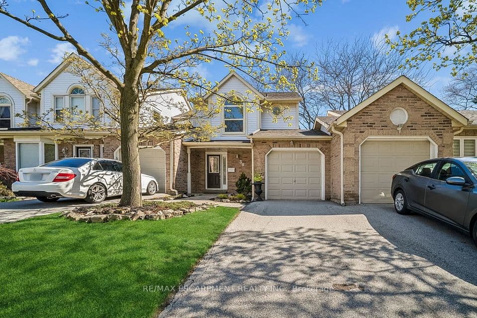 5255 Lakeshore Road 30, Burlington, ON L7L 5X8 – main photo