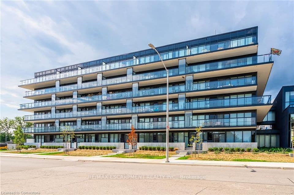 1117 Cooke Boulevard A305, Burlington, ON L7T 0C6 – main photo