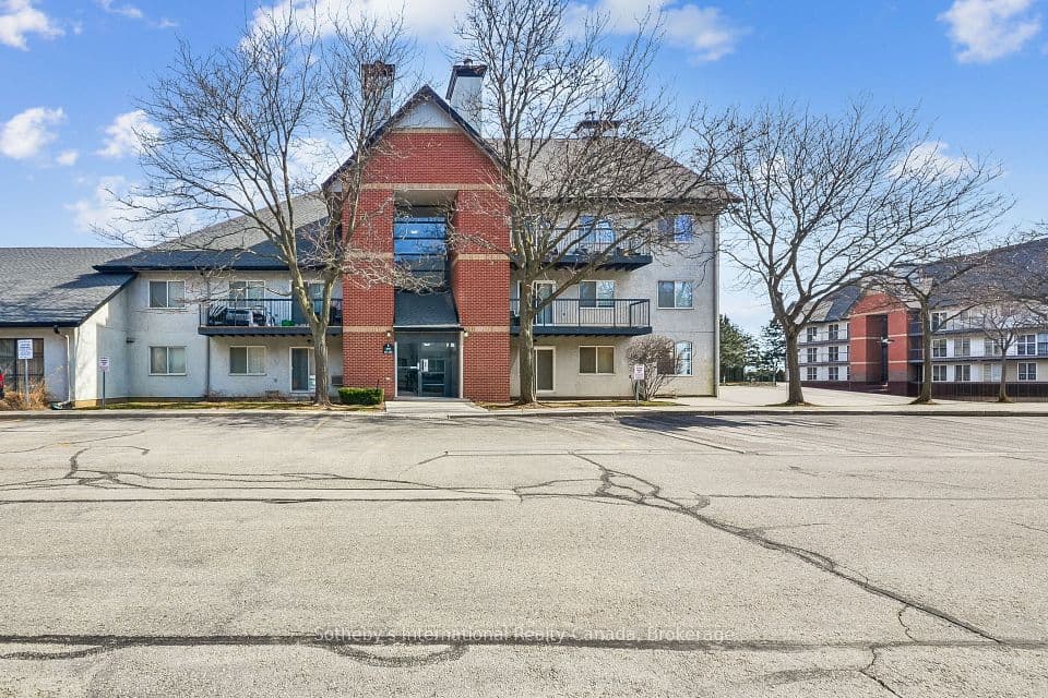 1450 Glen Abbey Gate 434, Oakville, ON L6M 2V7 – photo 3