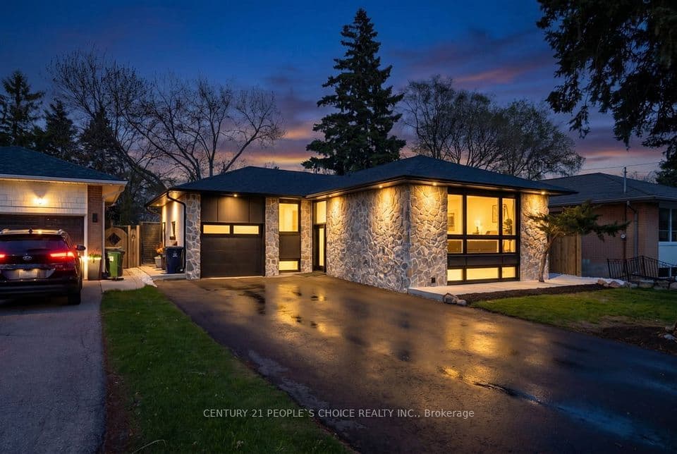 7 Nipissing Drive, Toronto, ON M9B 4V4 – main photo